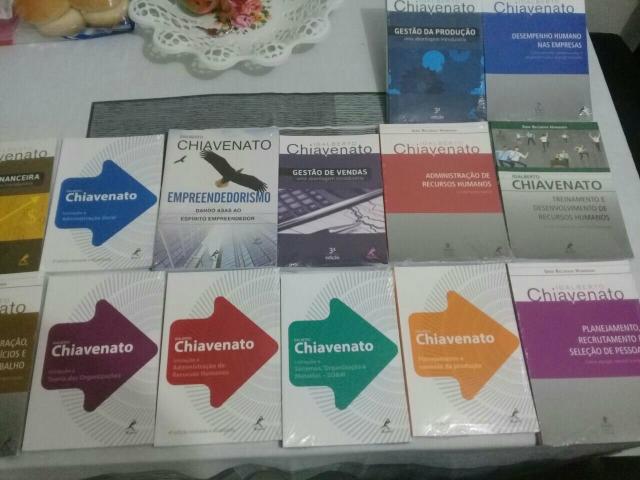 14 livros administração Chiavenato