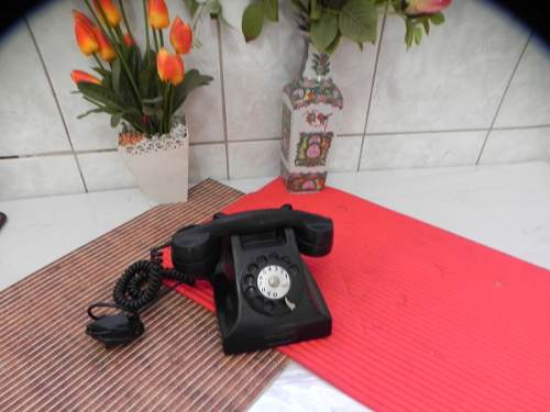 Telefone Antigo Baquelita Preto Anos 