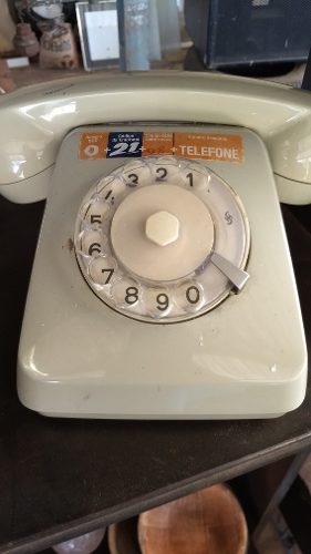 Telefone Antigo De Disco