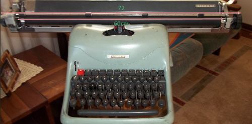 Máquina De Escrever Olivetti - Lexikon 80 - Carro Grande