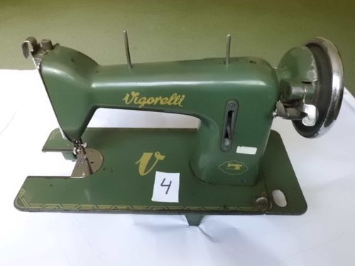 Máquina De Costura Antiga Vigorelli