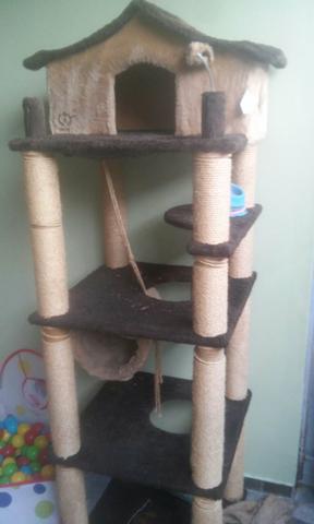 Arranhador/Casa para gatos