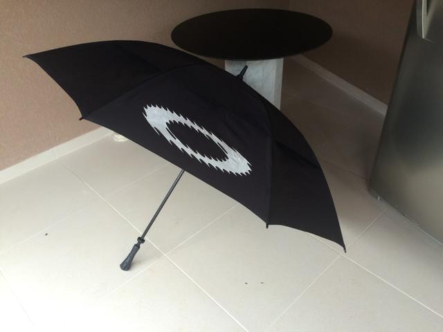 umbrella oakley Vazlon Brasil