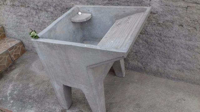 Tanque De Lavar Roupa De Cimento/concreto R 215,00 no