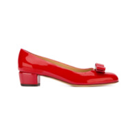 Salvatore Ferragamo Sapato modelo 'Vara' de couro envernizado - Vermelho