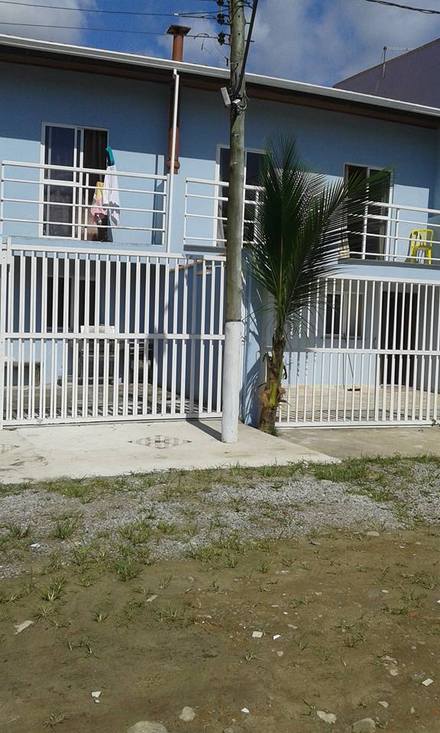 Alugo sobrado na praia das Toninhas - Ubatuba - Imóveis -