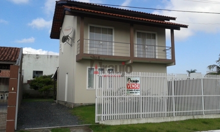 Casa em Condomínio Fechado no bairro Murta em Itajaí -