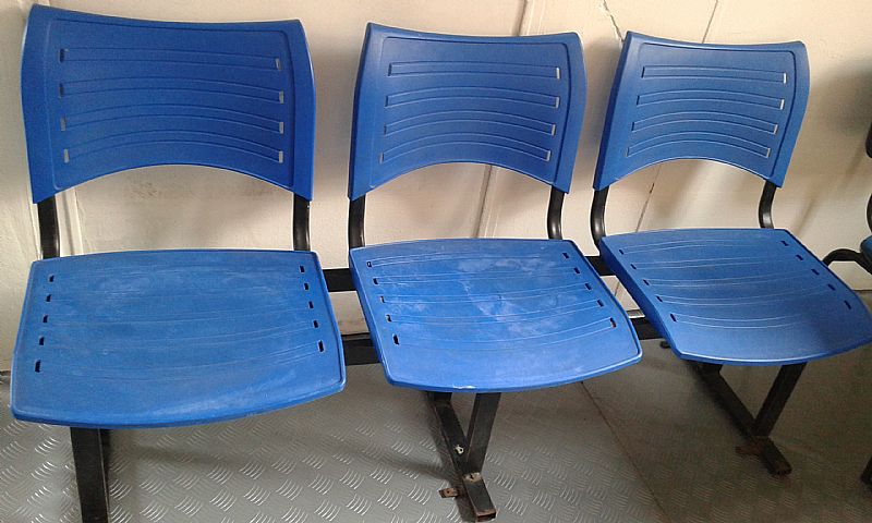 Combo de cadeira longarina a venda em Rio de janeiro