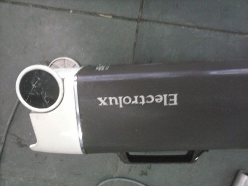Aspirador De Po Eletrolux Antigo Funcionando Decoração.