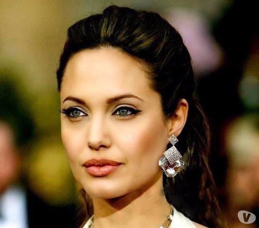 Brinco Angelina Jolie pedra preta