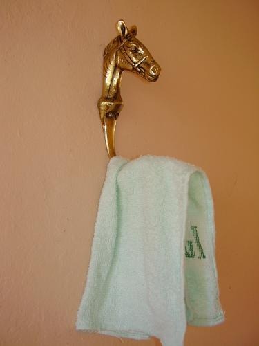 Cabideiro Em Bronze Trabalhado Retratando Cavalo