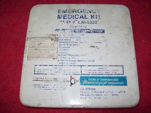 Caixa De Primeiros Socorros - Emergency Medical Kit.
