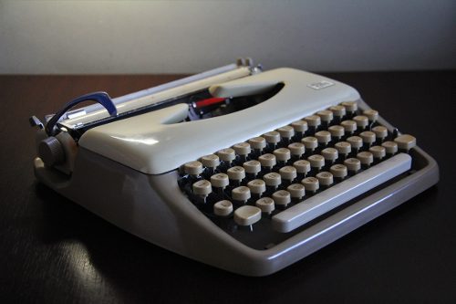 Maquina Escrever Triumph - Tippa - Anos 60 - Origem Alemanha