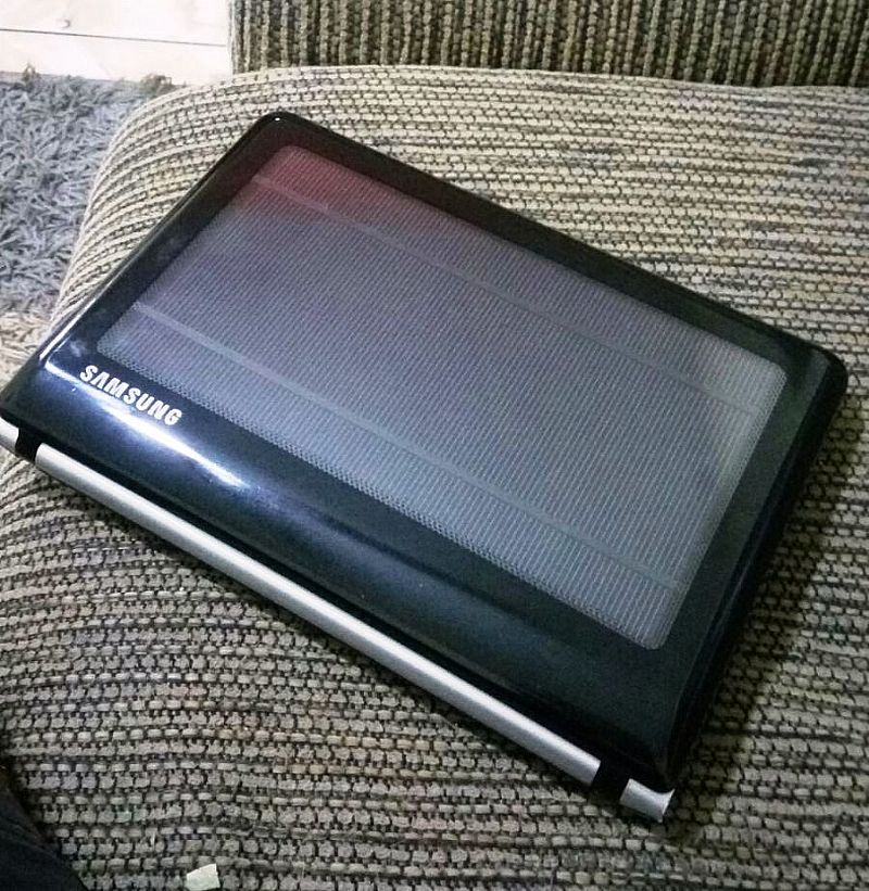 Netbook usado sansung com case.mini mouse e 4g de memoria