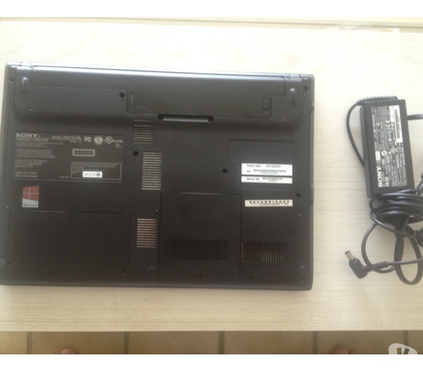 Sony VAIO Touchscreen 14'' usado