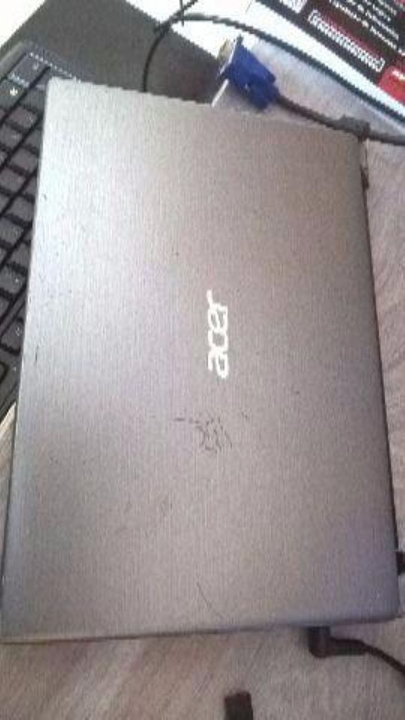 Ultrabook acer core i3, 4gb ddr3