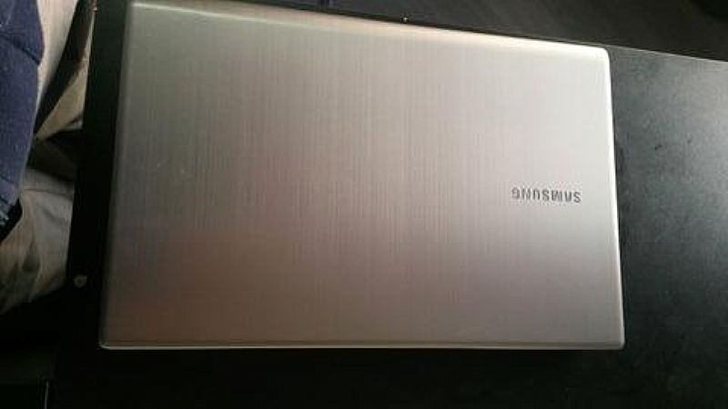 Ultrabook samsung 15, 6" serie 7 chronos / i7 / 8gb / 500gb