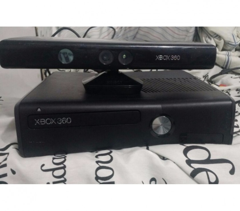 Xbox 360 C KNECT Slim Na caixa DESTRAVADO