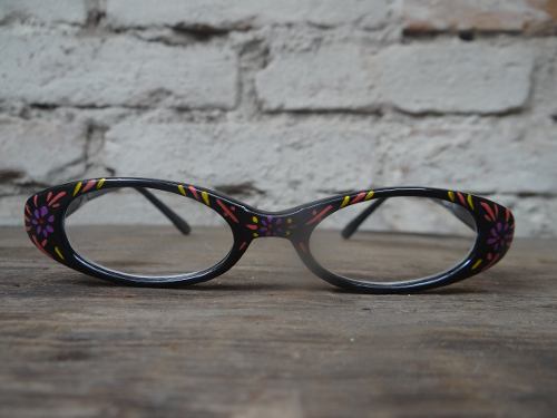 Armação Retrô Preta Com Florzinhas Coloridas Acetato