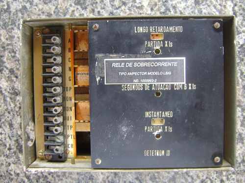 Relé De Sobrecorrente Tipo: Ampector (lote 197) Antigo