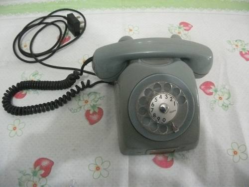 Telefone Antigo Colorido Ericsson