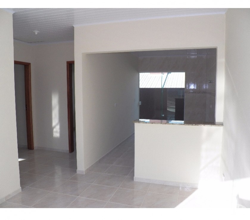 casa em Contenda com 62m2 por 146 mil.