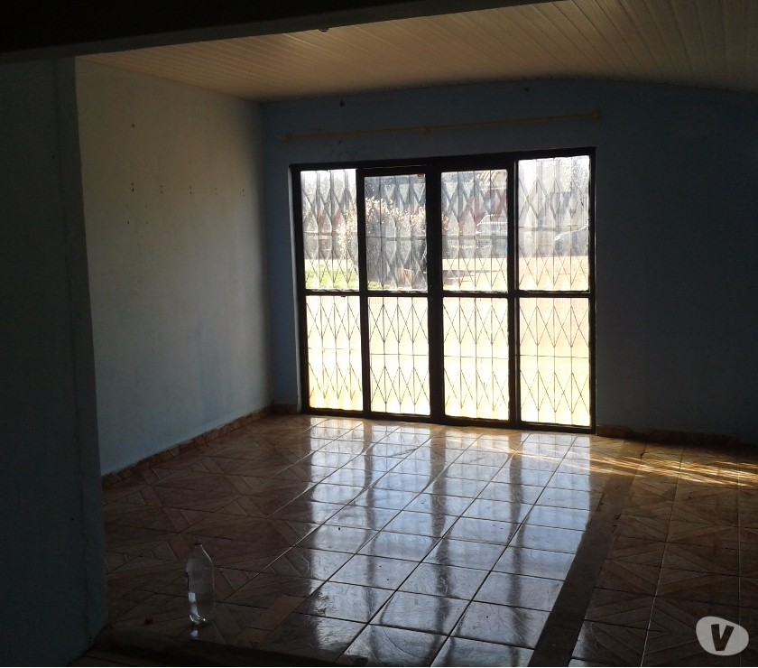 Casa com Salão de comercio