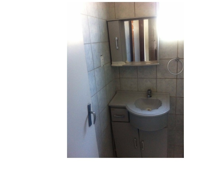 Alugo À 300 metros da Claudio G. Leite novo com 3 qts. rua