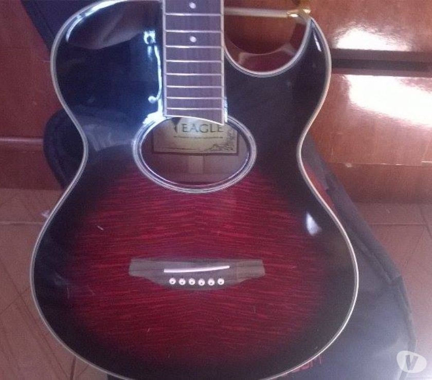 Violao Eagle elétrico e acústico