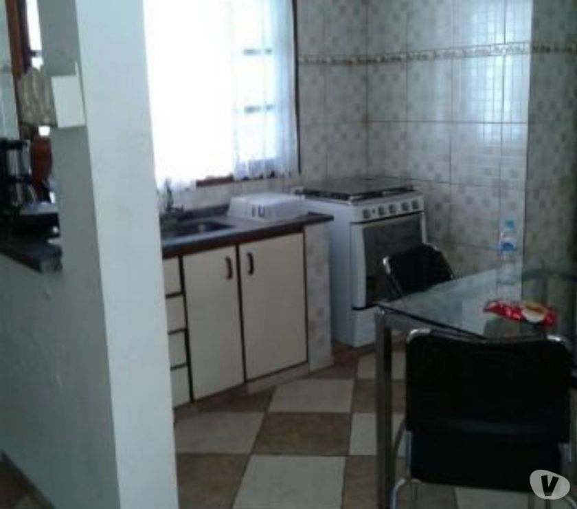 CASA NO JARDIM BRITANIA