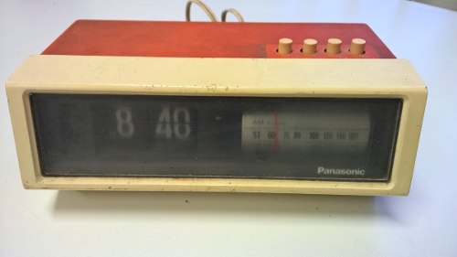 Rádio Relógio Panasonic Vermelho Anos 80 - Frete Grátis