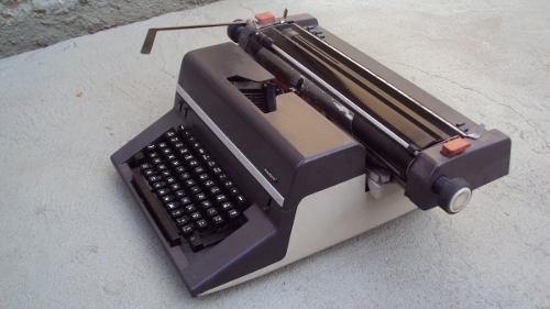 Maquina De Escrever Facit