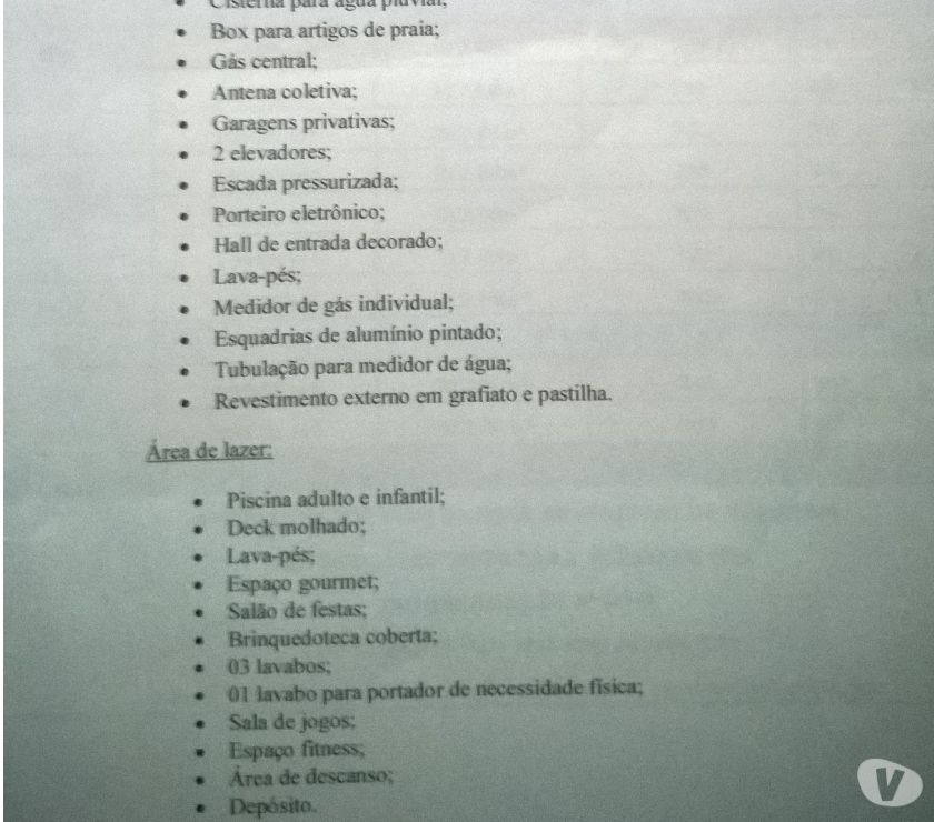 Edificio de alto Nivel no centro de Meia Praia