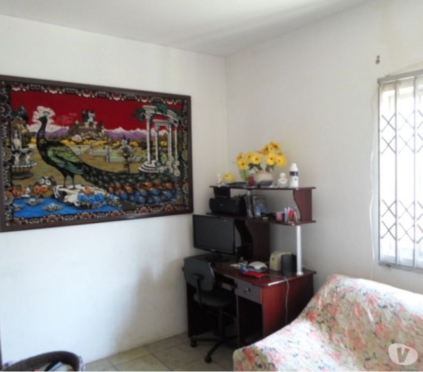 Casa 34, 2 Wcs e 2 Garagens no Fazendinha