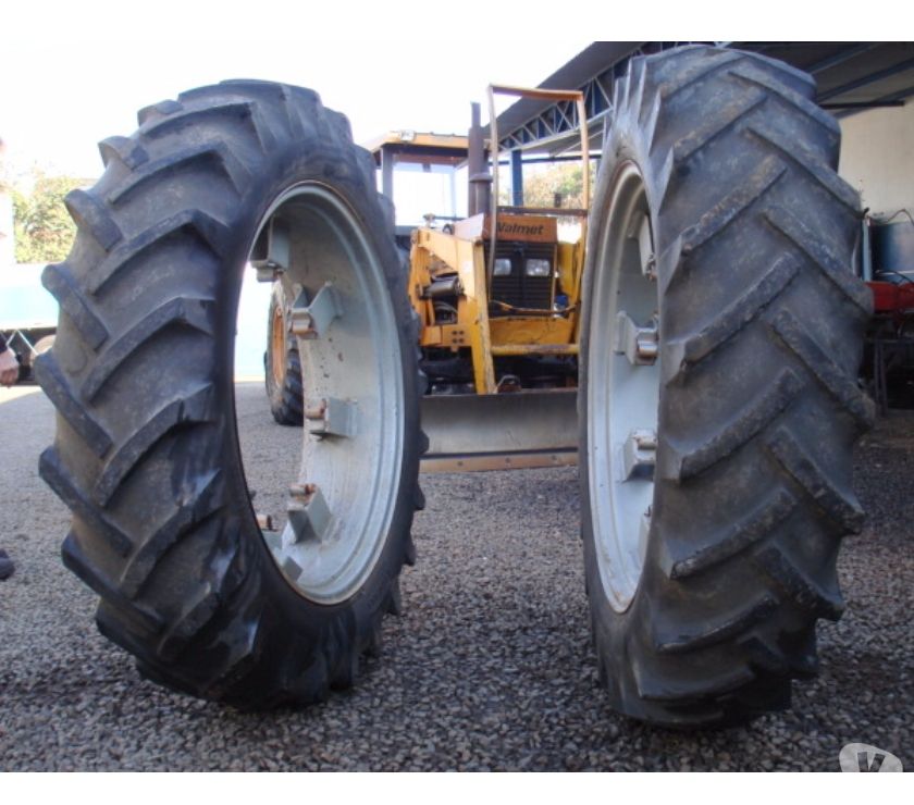 Jogo de pneus agrícola  com roda