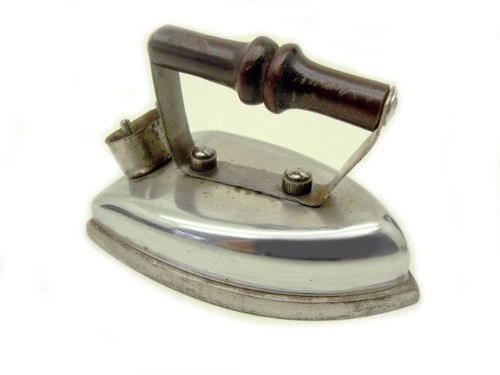 Ferro Passar Roupa Elétrico Antigo Mini