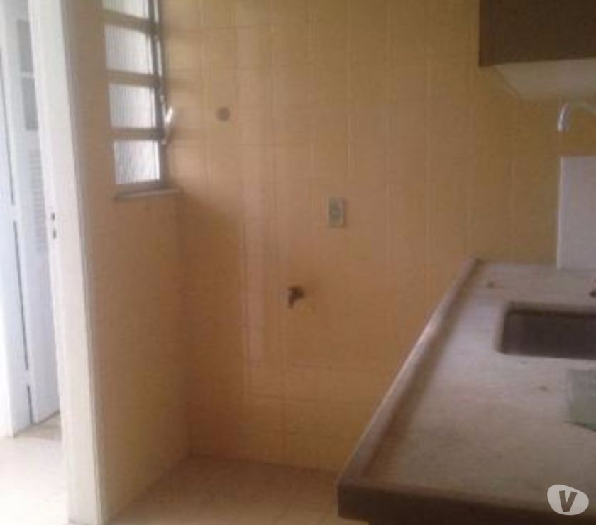 Laranjeiras 2 quartos vaga prox. General Glicério