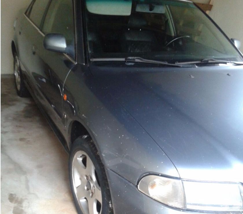 Vendo um Audi A4 abaio do preco