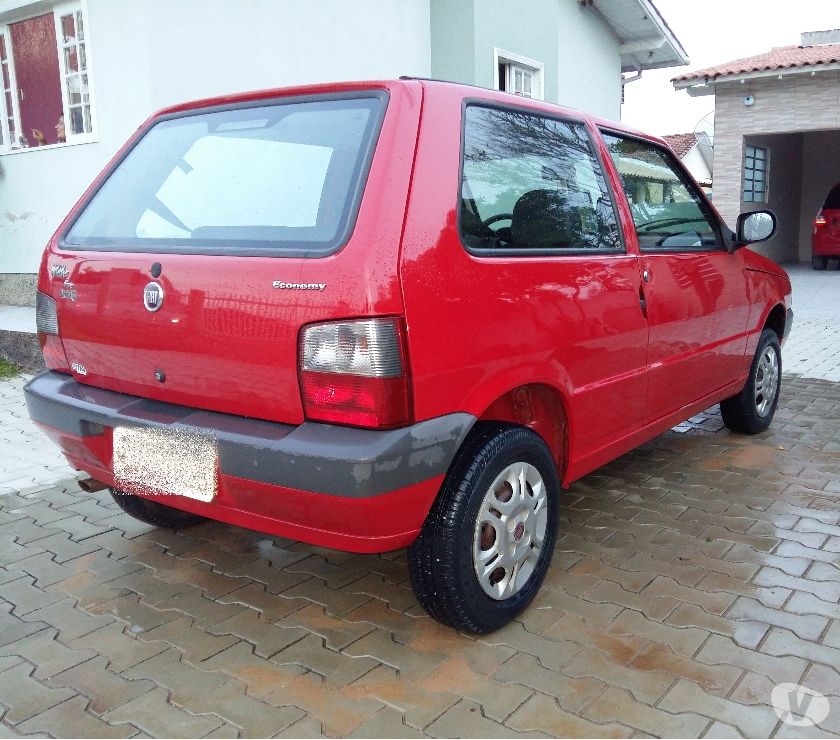 Fiat Uno semi novo - ano  (baixíssima quilometragem)