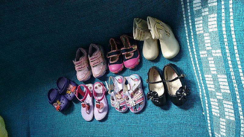 Lotinho de sapatos bebe menina a venda em Poá