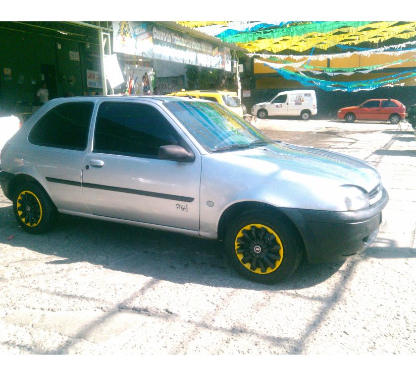 ford fiesta  vistoriado gnv