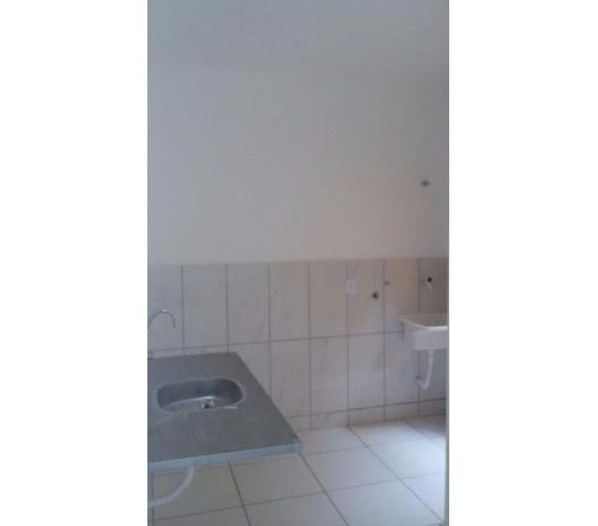 Imóveis Novos, com entrada e garagem independentes!