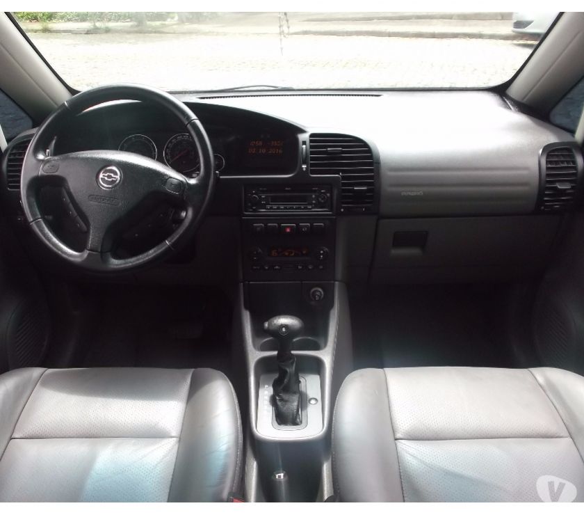 Zafira 2.0 Elite 7 Lugares (novinha) Oferta - ano 