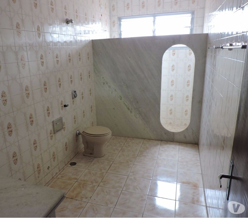 Excelente sobrado no Setor Universitário