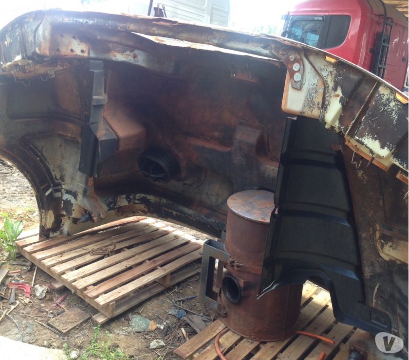 Capô volvo NH completo original