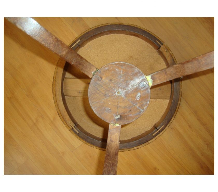 Mesa redonda, 60 diametro, 65 altura, de sucupira, seminova