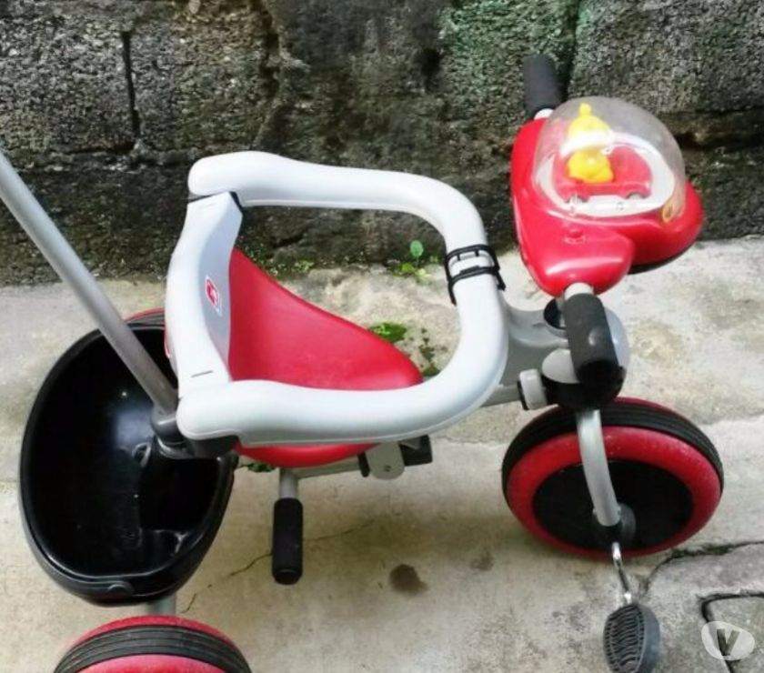 Triciclo de Passeio Infantil para Meninos Bandeirante
