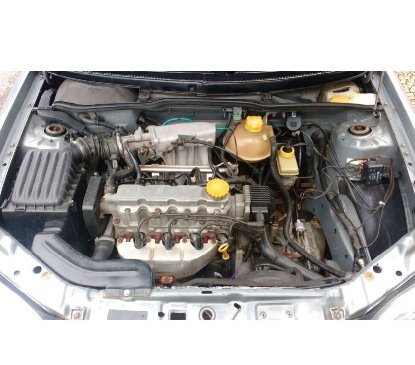CORSA CINZA  VALVULAS MUITO BOM.