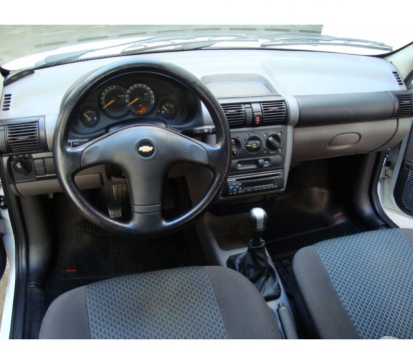 CLASSIC SEDAN LS 1.0 CORSA