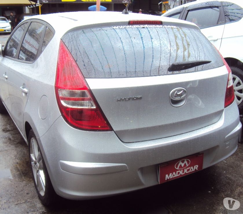 Hyundai i gasolina automático prata